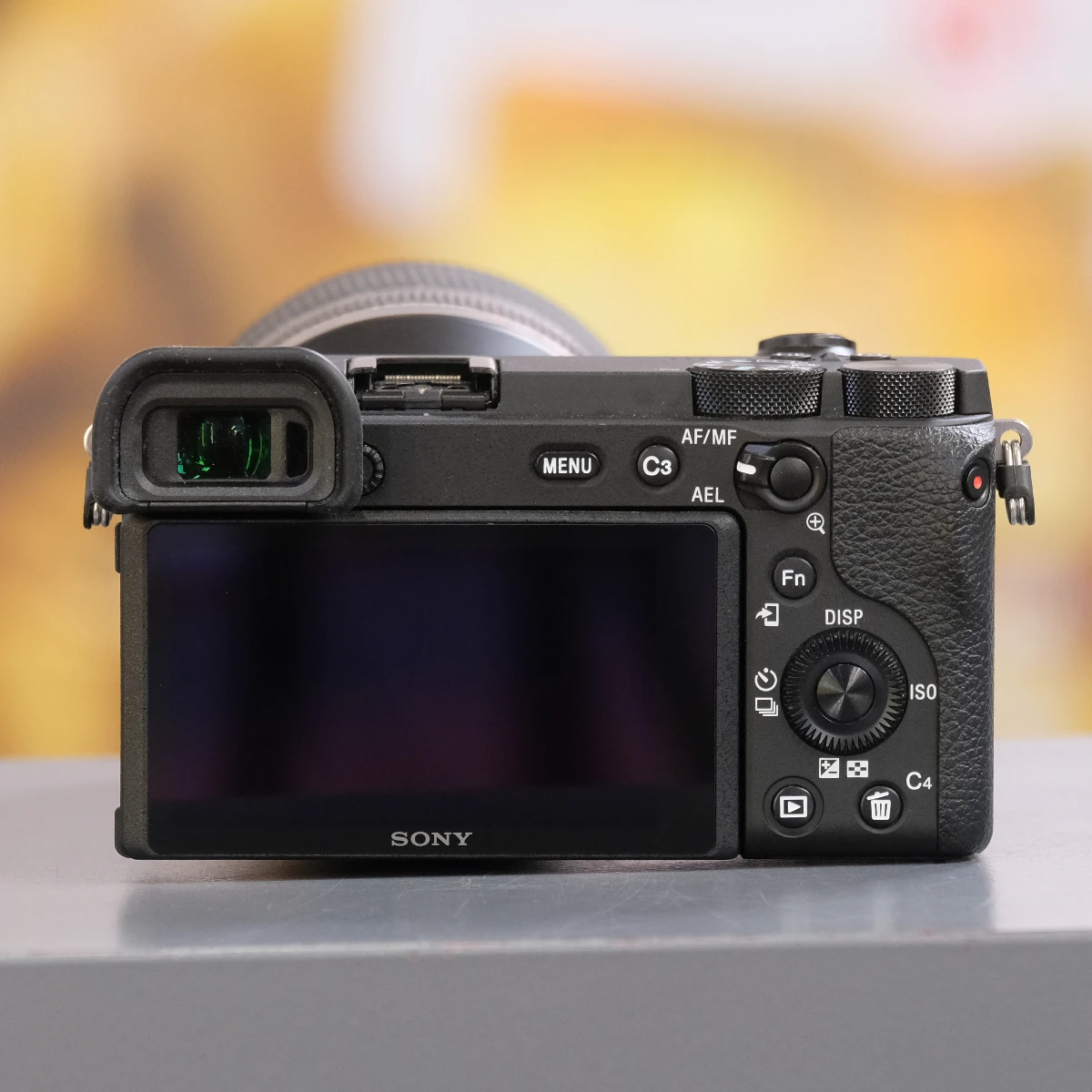Sony A6600 + Tamron 17-70mm f2.8 Di III-A VC RXD occasion - Afbeelding 5